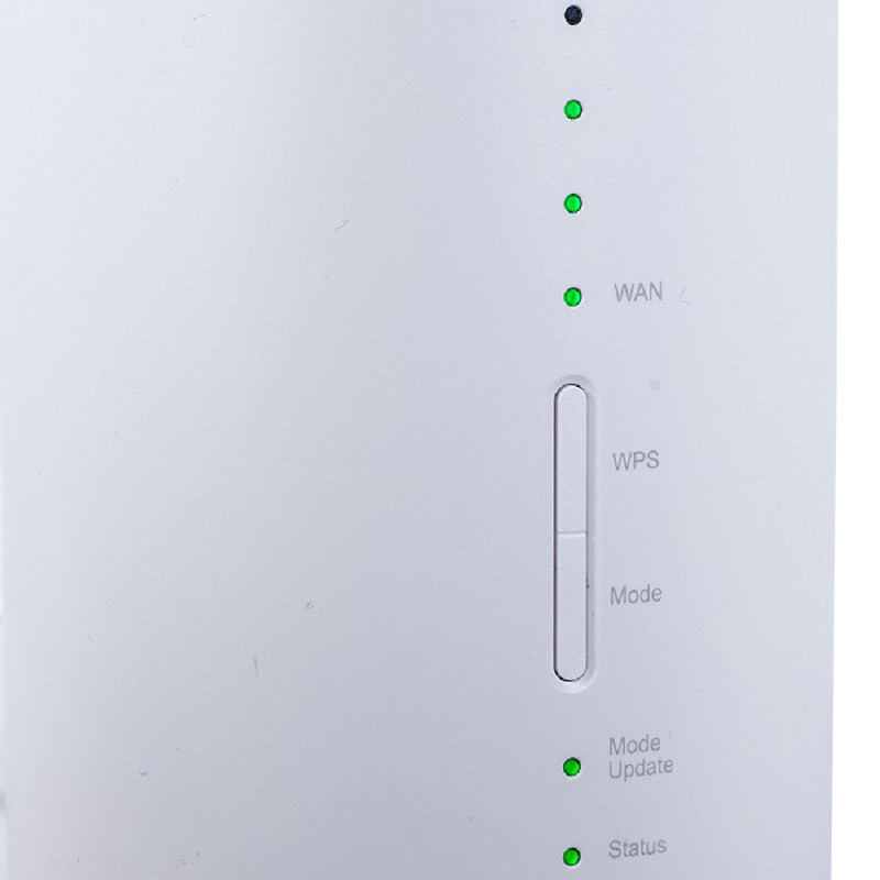 مودم 4G/TD-LTE مدل HW33 L01 به همراه سیمکارت TD-LTE و 300 گیگ اینترنت یکساله