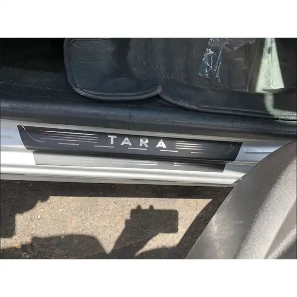 برچسب پارکابی خودرو مدل چرم کد IR103 مناسب برای تارا بسته 4 عددی