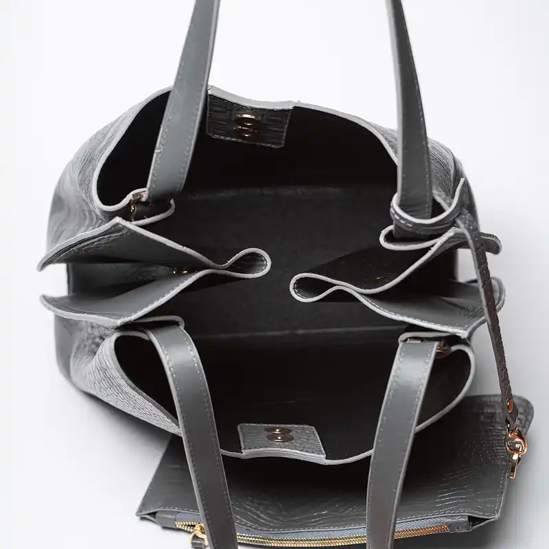 کیف دوشی زنانه خانه چرم تبریز مدل  درنا