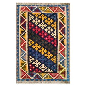 گلیم دستباف یک و نیم متری طرح عشایری مدل AA