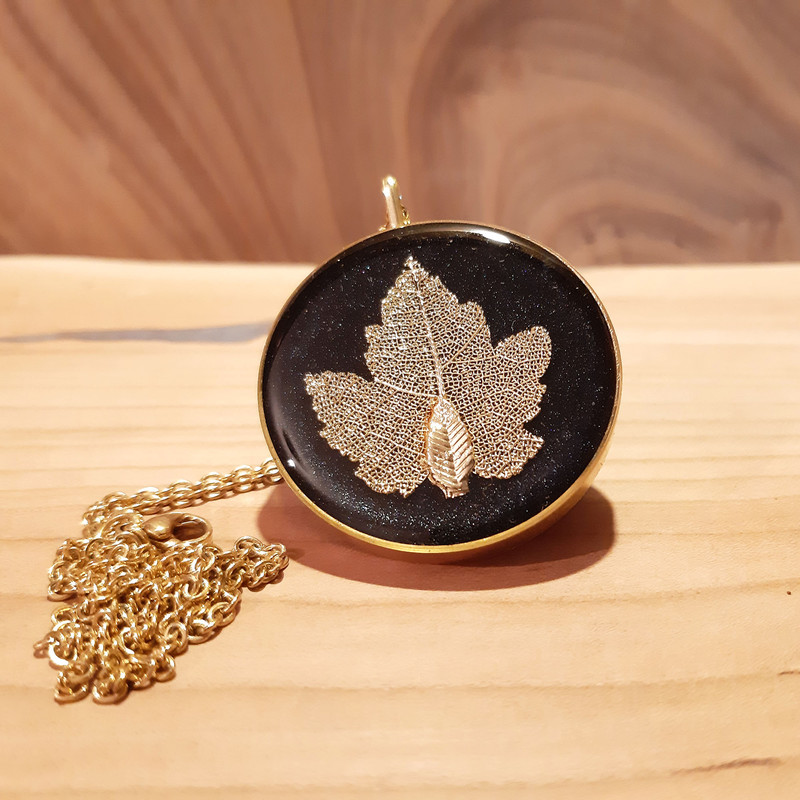 گردنبند زنانه مدل برگ