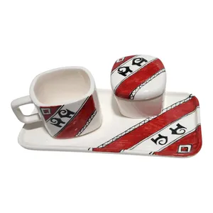 ست فنجان و قندان سرامیکی طرح سنتی به همراه زیر لیوانی