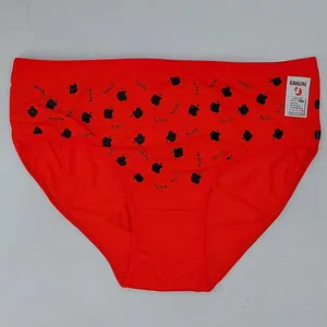 شورت زنانه مدل نخی سیب غزل کد 1352