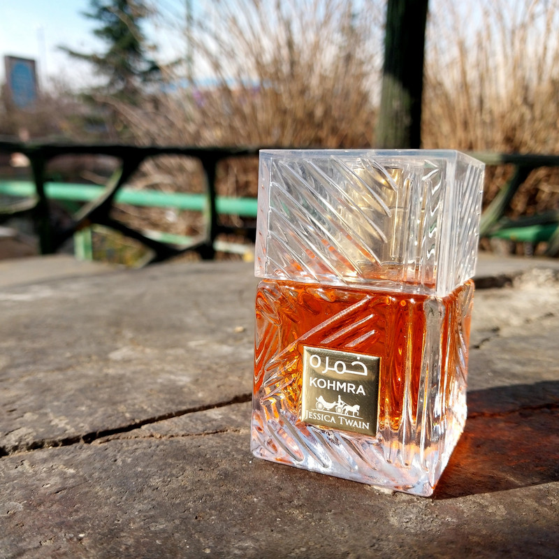 ادوپرفیوم جسیکاتواین مدل خمره حجم 35 میلی‌ لیتر