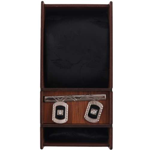 ست کراوات و دستمال جیب و دکمه سردست و گیره کراوات مردانه مدل PJ-110473