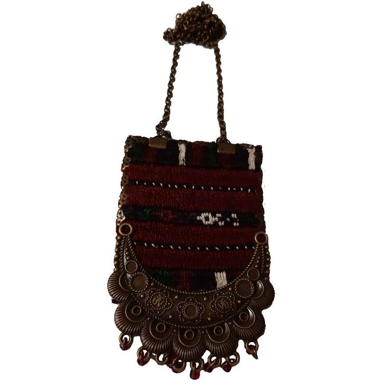 گردنبند سوزن دوزی کد L23