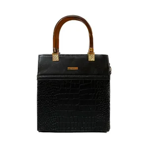 کیف دوشی زنانه آلدو مدل 84.1