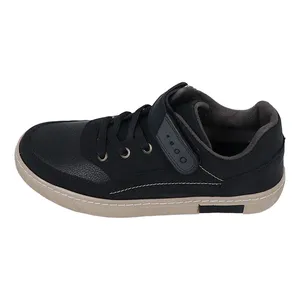 کفش مخصوص پیاده روی پسرانه مدل 2020 کد 02