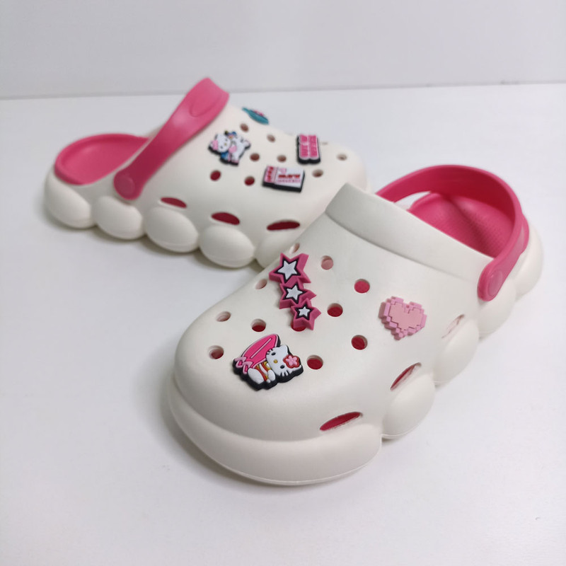 صندل زنانه مدل جلوبسته رکابدار طرح کیتی کد 1577-DPK