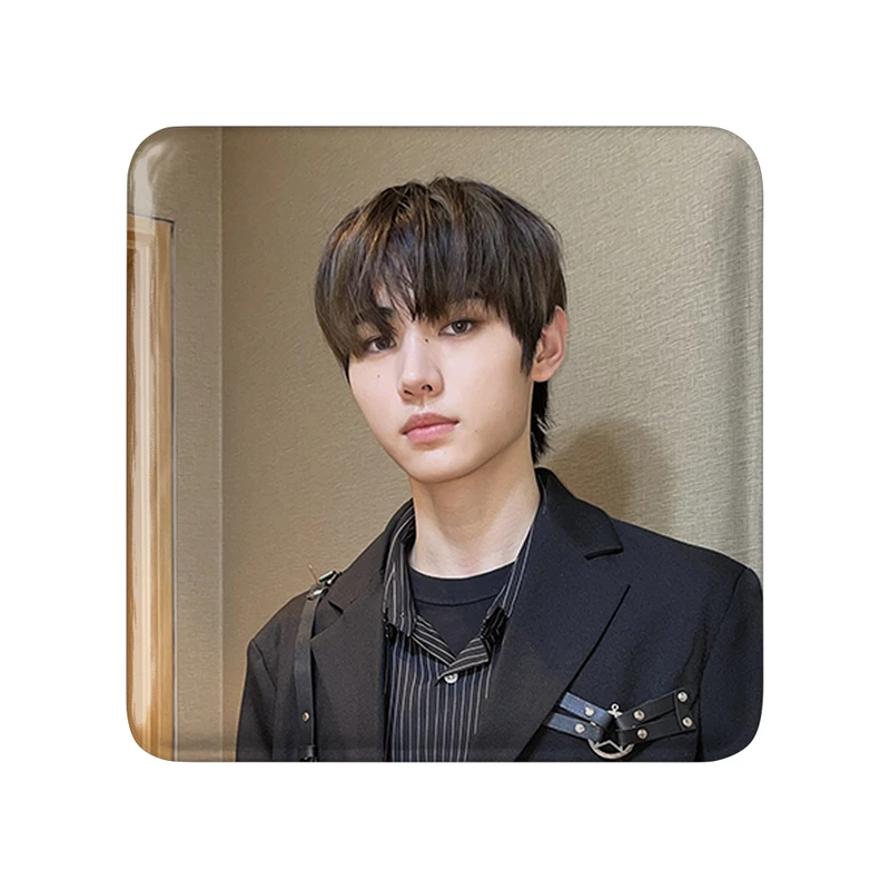 مگنت خندالو طرح سونگهون گروه انهایپن کد 12321