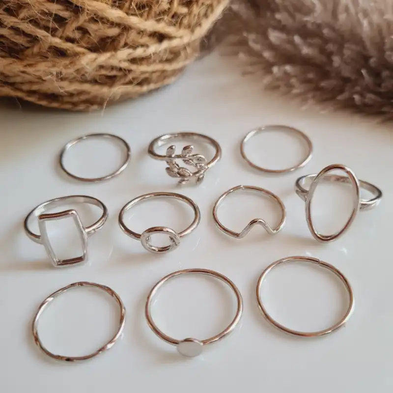 انگشتر زنانه مدل برگ و دایره مجموعه 10 عددی