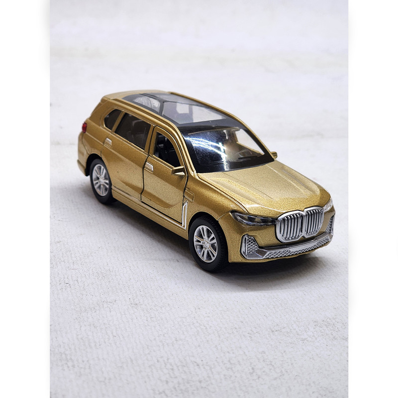 ماشین بازی مدل فلزی bmw X7