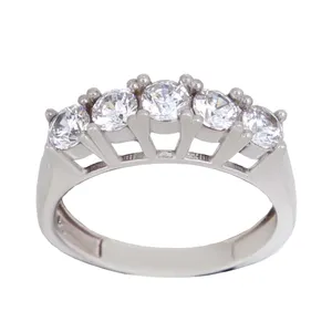 انگشتر نقره زنانه بازرگانی میلادی مدل قالب جواهری آبکاری رادیوم نگین بدون ریزش کد AWR_1260