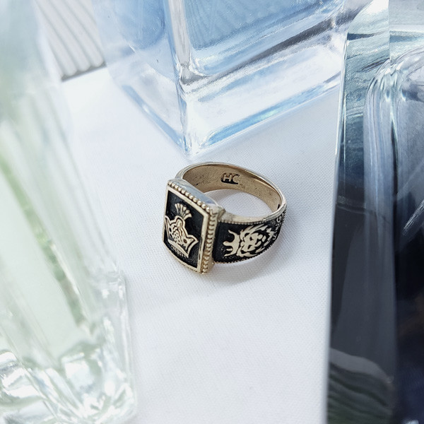 انگشتر مردانه مدل طلاروس تاج کد JW563