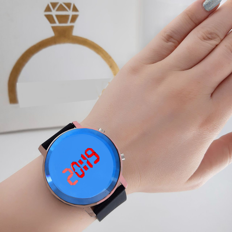 ساعت مچی دیجیتال کد razm01