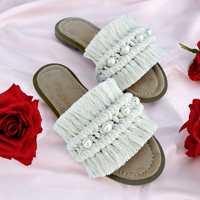 صندل زنانه مدل مکرومه رنگ کرم