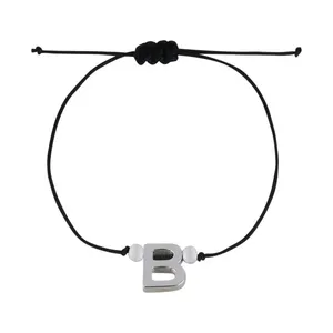 دستبند مدل حرف B