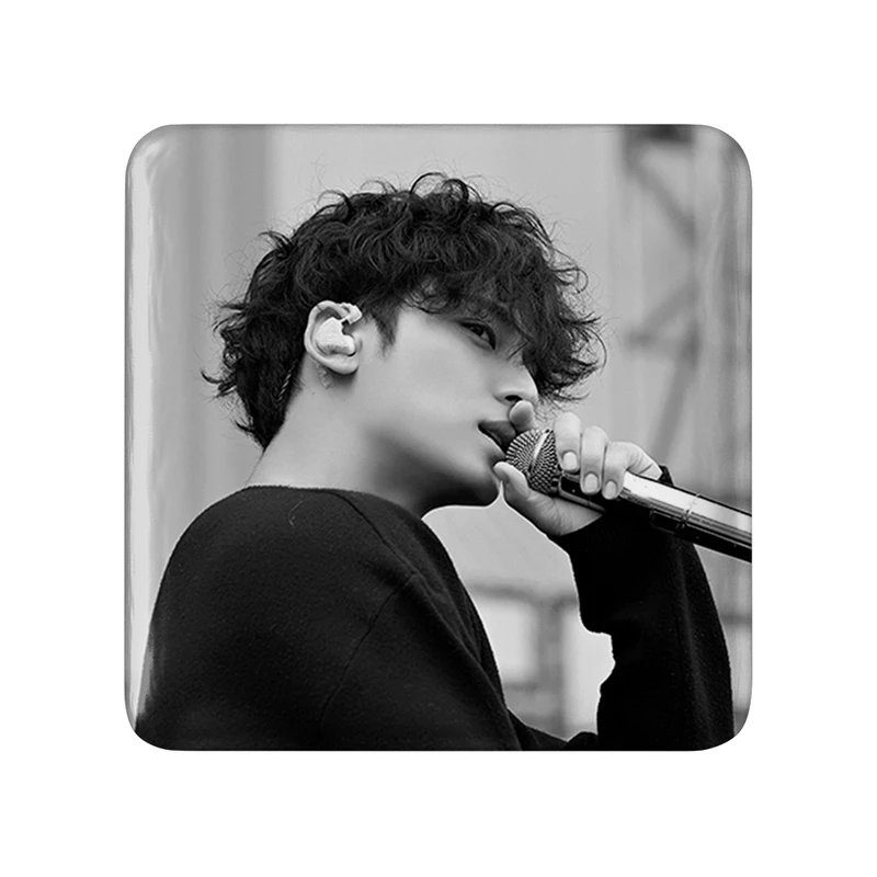 مگنت خندالو طرح مینگیو گروه سونتین Seventeen  مدل مربعی کد 21639