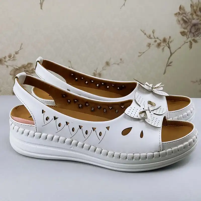 صندل زنانه مدل دنیز