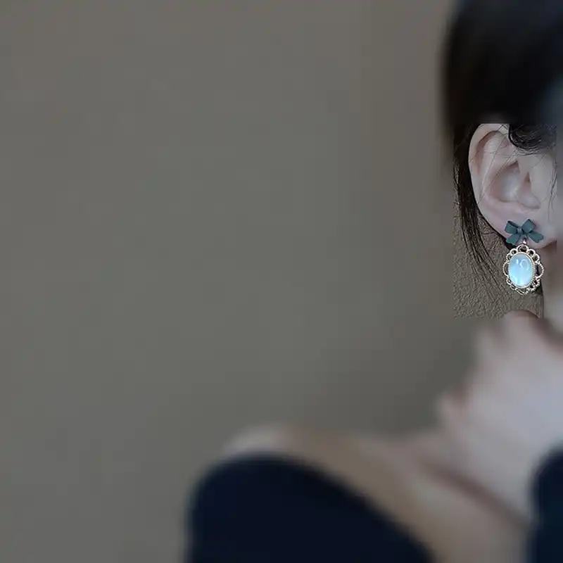 گوشواره زنانه مدل کلاسیک کد 00708