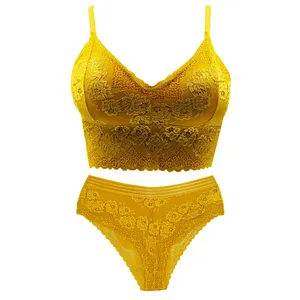 ست شورت و نیم تنه زنانه مدل دانتل رز رنگ خردلی 