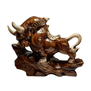 مجسمه مدل گاووحشی کد y2