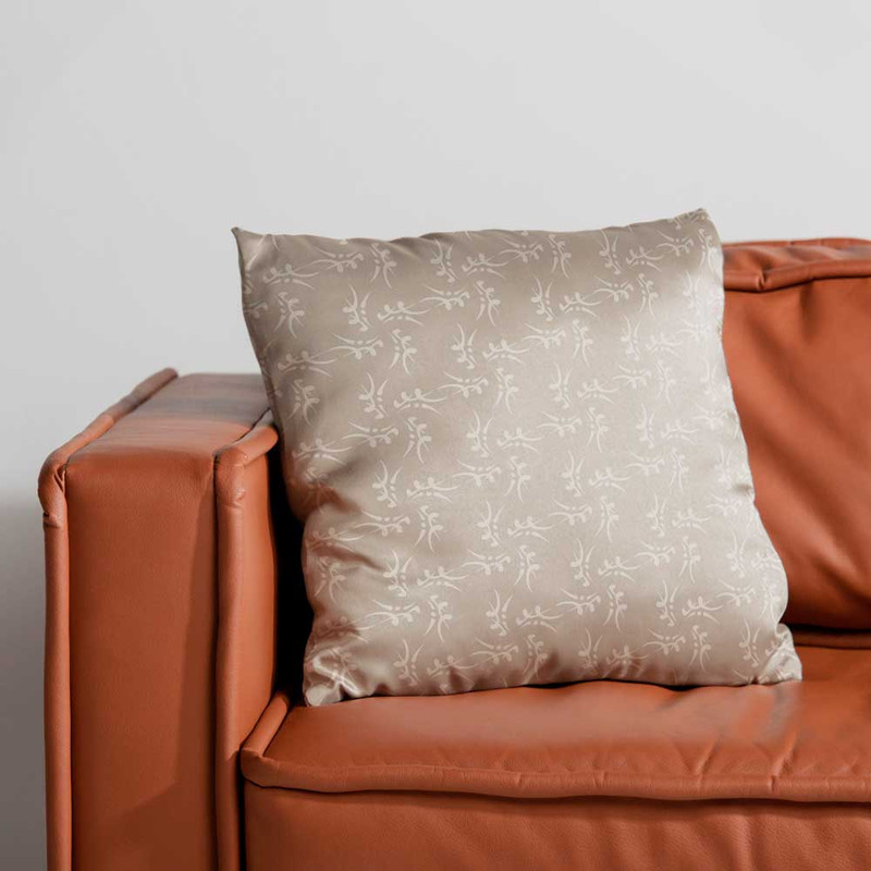 کاور کوسن طرح نئوکلاسیک کد Q3K48-51 مجموعه چهار عددی کاور کوسن طرح نئوکلاسیک کد Q3K48-51 مجموعه چهار عددی