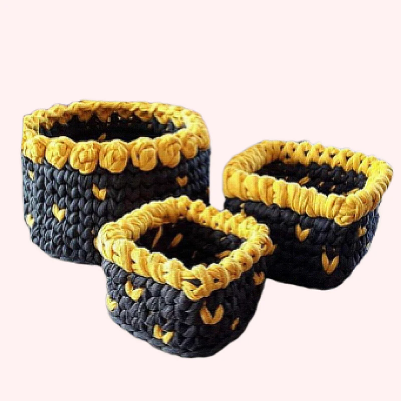 سبد قلاب بافی تریکو طرح ترمه کد 01 مجموعه 3 عددی