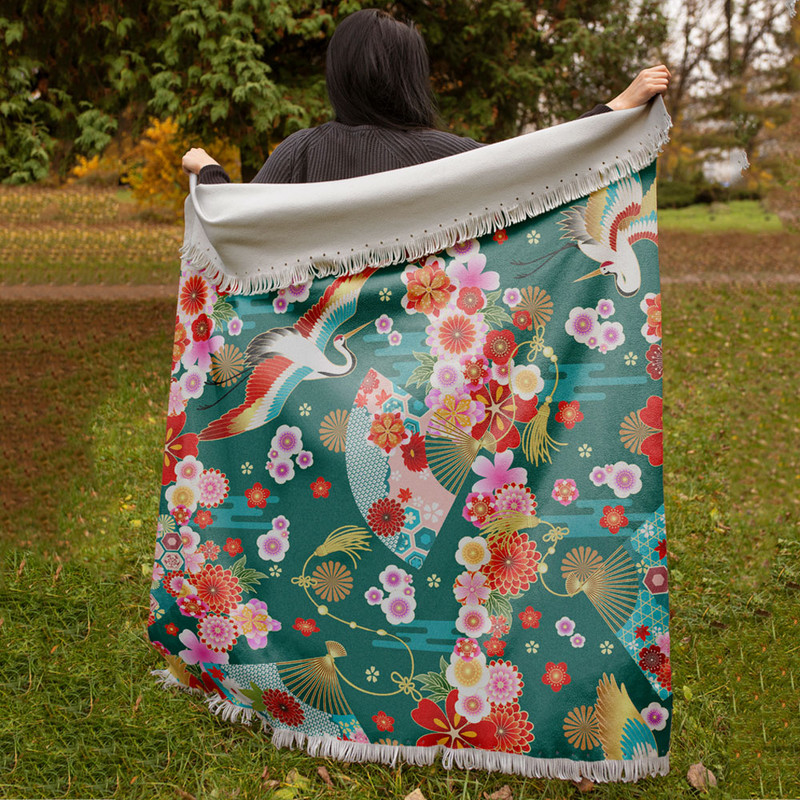 شال مبل طرح درنای خوش شانسی کد F2SH1010 سایز 180x100 سانتی متر