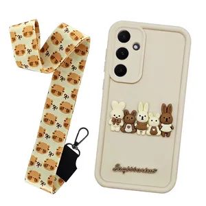 کاور مدل خرگوش طرح خانواده کد 05 مناسب برای گوشی موبایل سامسونگ Galaxy A55 به همراه بندآویز