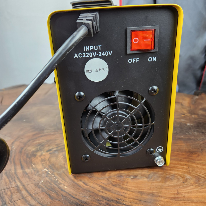 اینورتر جوشکاری 400 آمپر صنعتی اینتیمکث کد 400S اینورتر جوشکاری 400 آمپر صنعتی اینتیمکث کد 400S