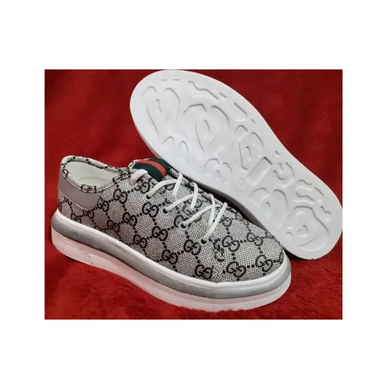 کفش روزمره زنانه مدل لژدار طرح دار