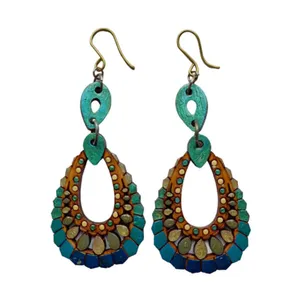 گوشواره زنانه مدل چوبی طرح اشک کد EP024