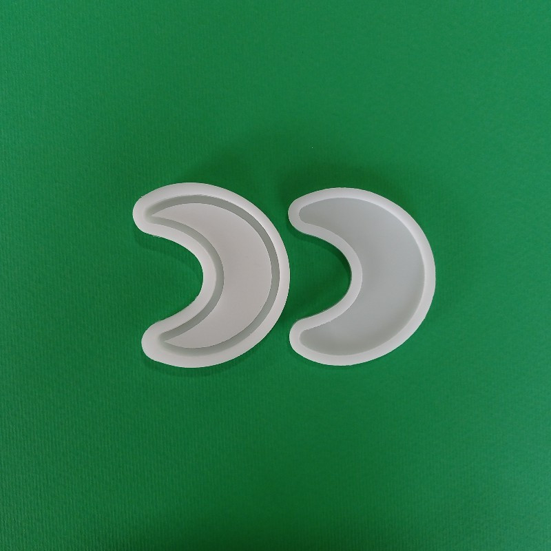 قالب رزین مدل جاکلیدی آکواریومی طرح ماه بسته 2 عددی