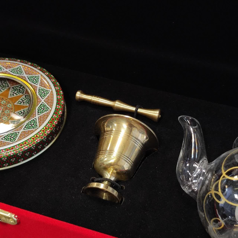 ظرف زعفران کد B-1123 بسته 2 عددی به همراه هاون و قوری