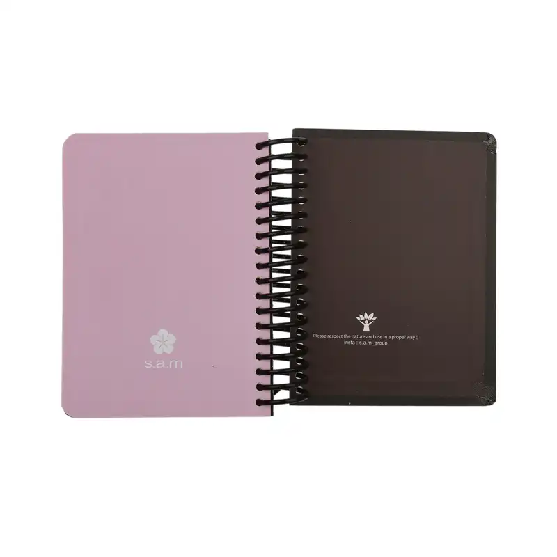 سالنامه سال 1402 سم طرح فضانورد