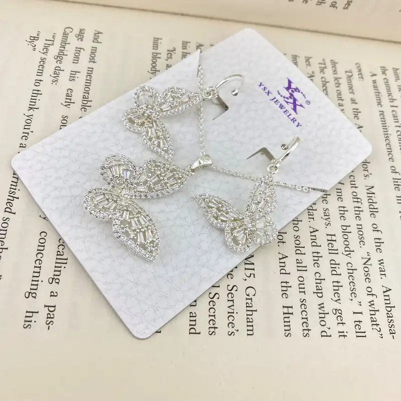 نیم ست زنانه وای اس ایکس مدل پروانه کد M4102