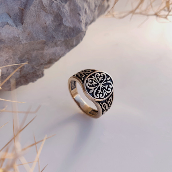 انگشتر دستساز مردانه طلاروس مدل خاتم کد JW534 انگشتر دستساز مردانه طلاروس مدل خاتم کد JW534