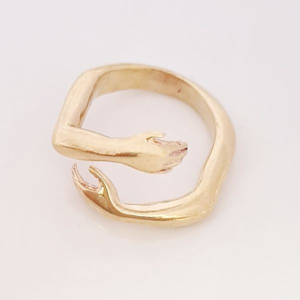 انگشتر زنانه مدل آغوش انگشتر زنانه مدل آغوش