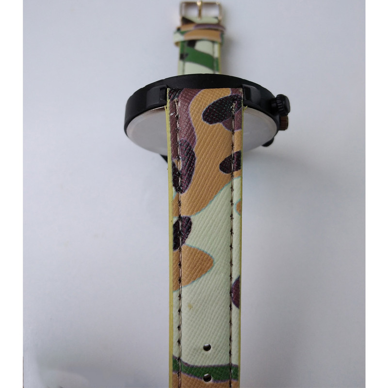 ساعت مچی عقربه ای پسرانه مدل ارتشی اسپرت ساعت مچی عقربه ای پسرانه مدل ارتشی اسپرت