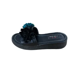 دمپایی زنانه مدل گلدار نسترن gn