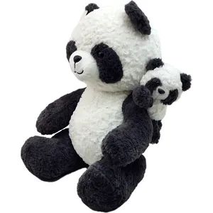 عروسک ناب سل مدل پاندا بچه به دوش ارتفاع 60 سانتی‌متر