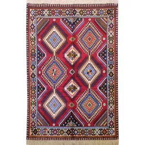 فرش دستبافت یک و نیم متری طرح لوزی کد AA466