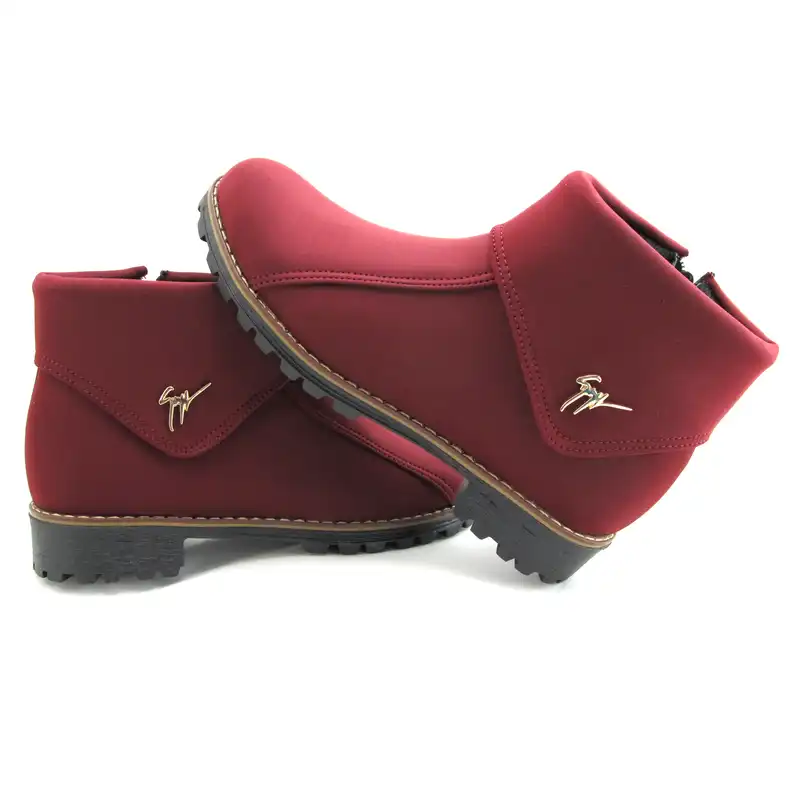 نیم بوت زنانه مدل MOM548