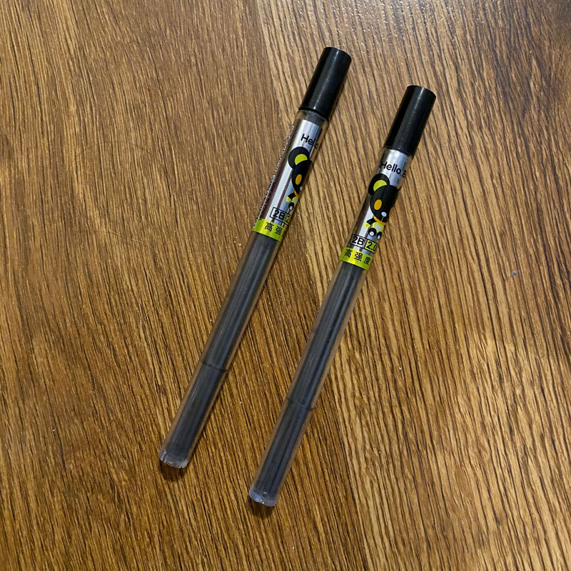 نوک مداد نوکی 2 میلی متری مدل هلو بیر طرح پاندا مجموعه 2 عددی نوک مداد نوکی 2 میلی متری مدل هلو بیر طرح پاندا مجموعه 2 عددی