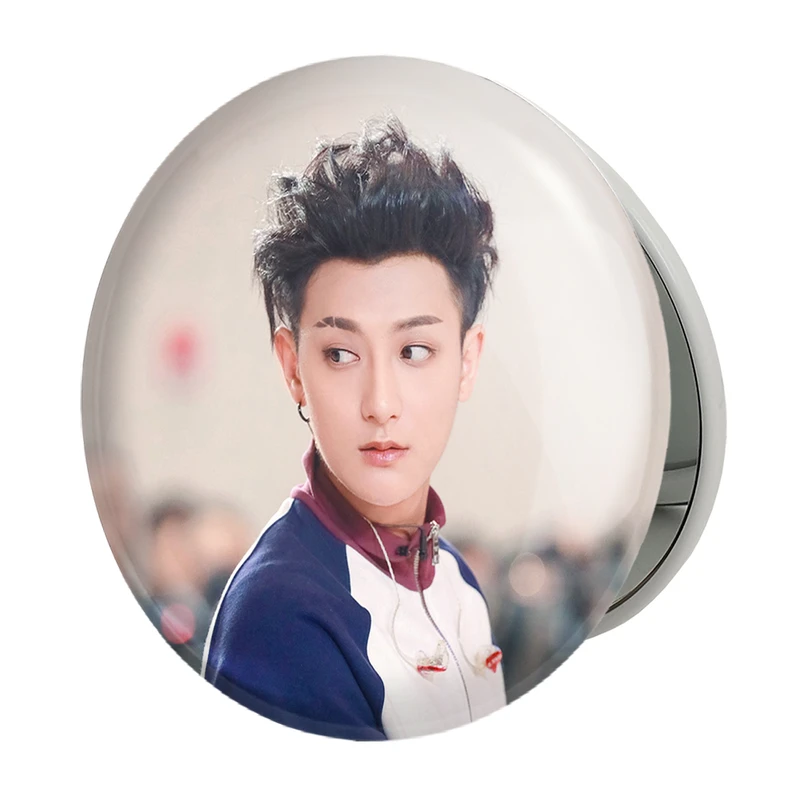 آینه جیبی خندالو طرح تائو گروه اکسو EXO مدل تاشو کد 13545 