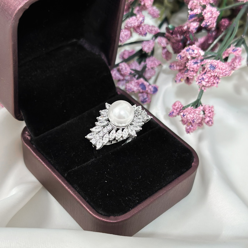 انگشتر نقره زنانه مدل مرجان کد 00147_shahr