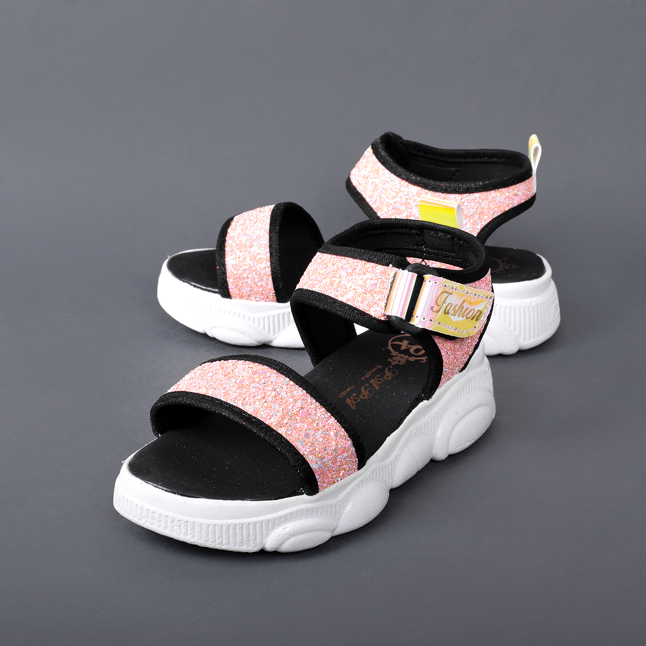 صندل دخترانه پاپا مدل سنگی کد PK.3305