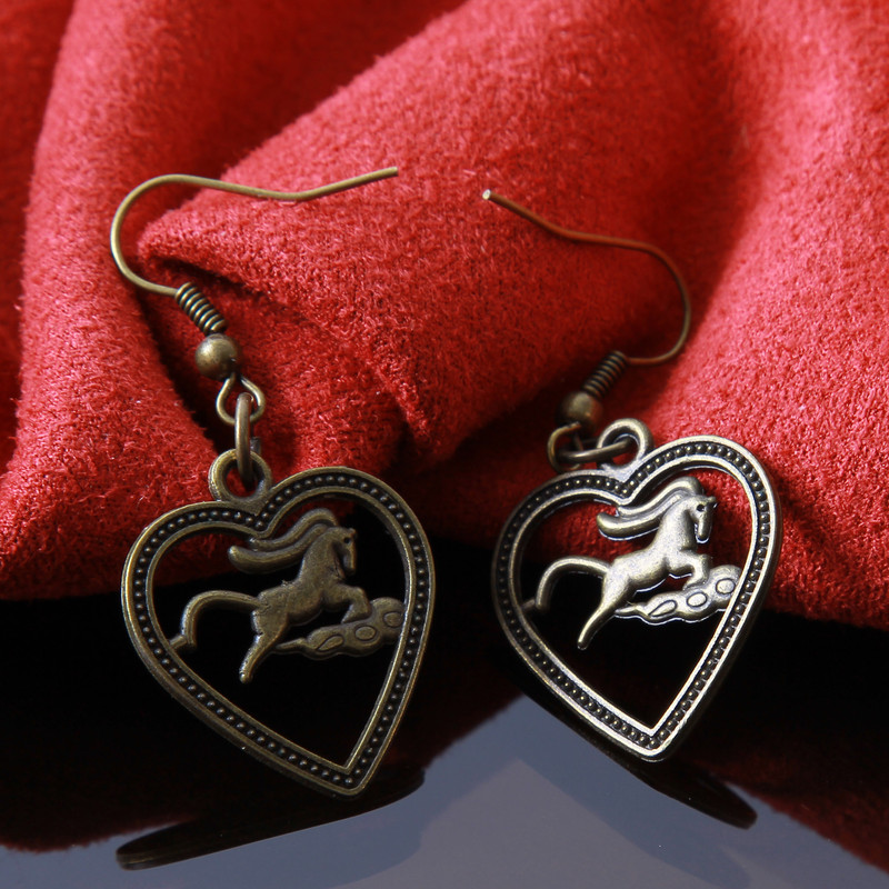 گوشواره دخترانه بازرگانی میلادی کد GZN_095 گوشواره دخترانه بازرگانی میلادی کد GZN_095