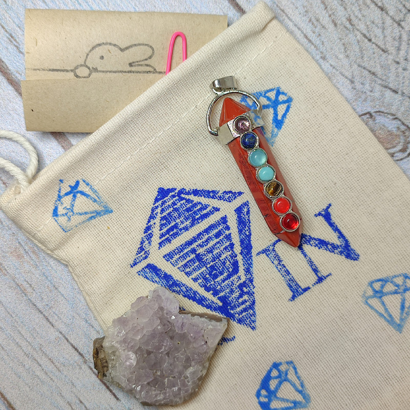 آویز گردنبند زنانه مدل هفت چاکرا سنگ جاسپر 777